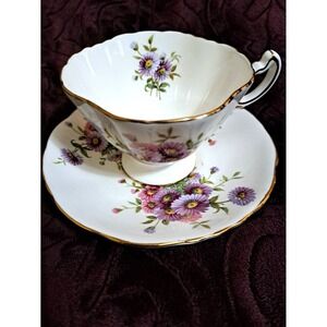 Hammersley & Co. Bone China‎ Floral Pattern Teacup and Saucer